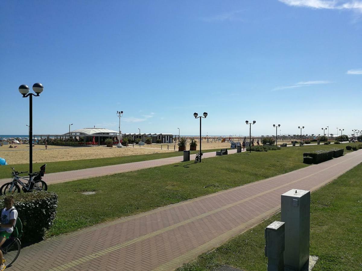 Condominio Simma Bibione Eksteriør billede
